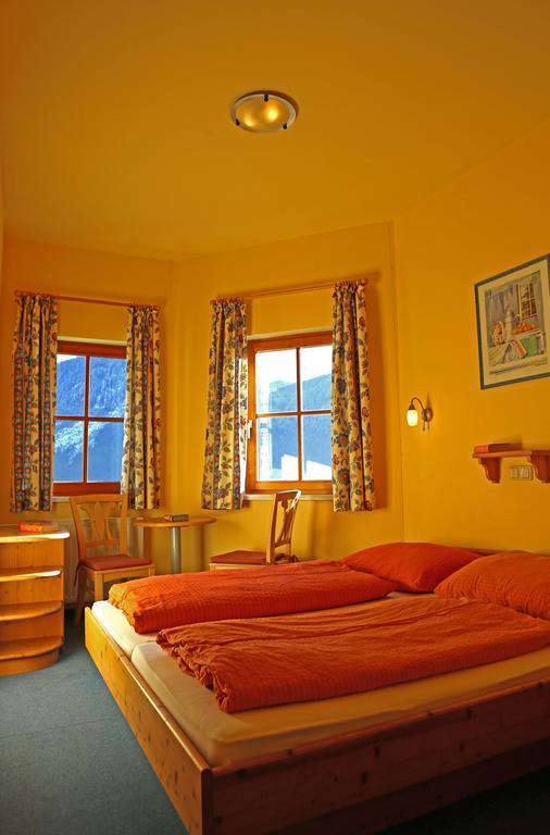 Hotel Haus Der Begegnung Gosau Esterno foto